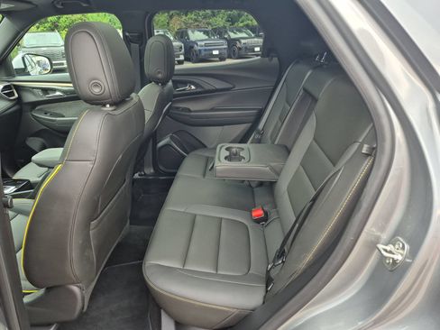 Used 2025 Chevrolet TrailBlazer ACTIV w/ Convenience Package AWD/4WD image 26