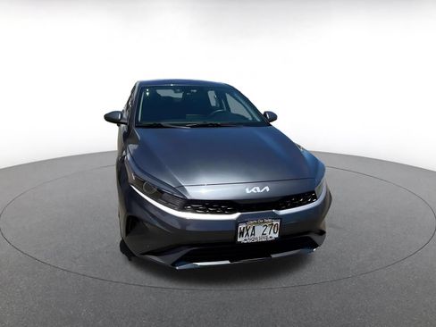 Used 2024 Kia Forte LXS FWD image 3
