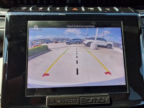 Used 2023 Jeep Grand Cherokee Altitude image 10