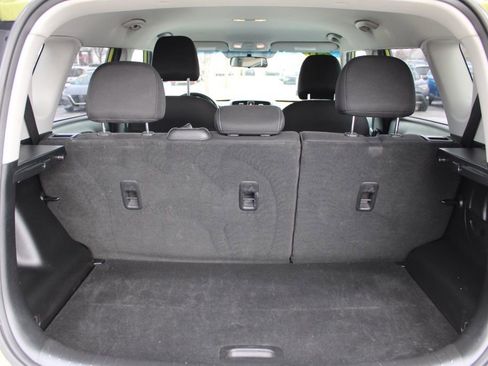 Used 2017 Kia Soul + image 10