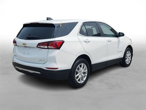 Used 2024 Chevrolet Equinox LT AWD/4WD image 6