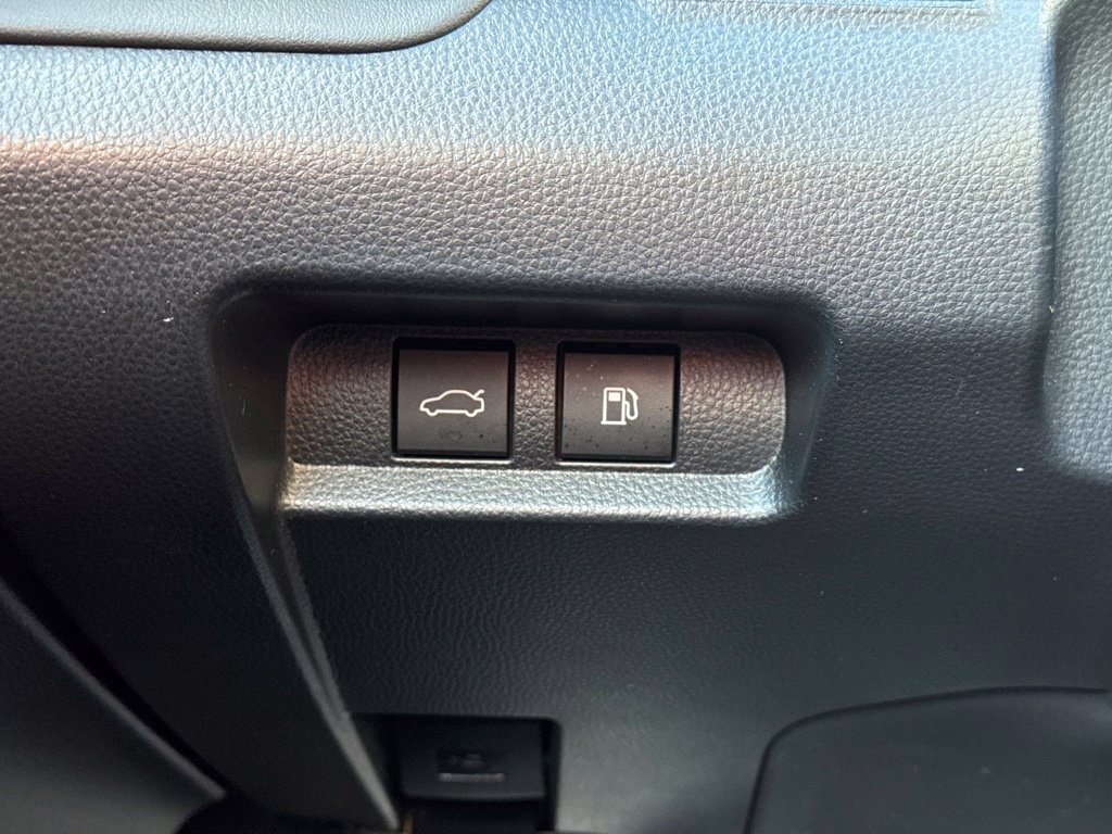 Certified 2023 Toyota Crown AWD/4WD image 50