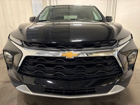 Used 2024 Chevrolet Blazer LT w/ LPO, Floor Liner Package FWD image 2