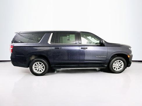 Used 2024 Chevrolet Suburban LT image 10