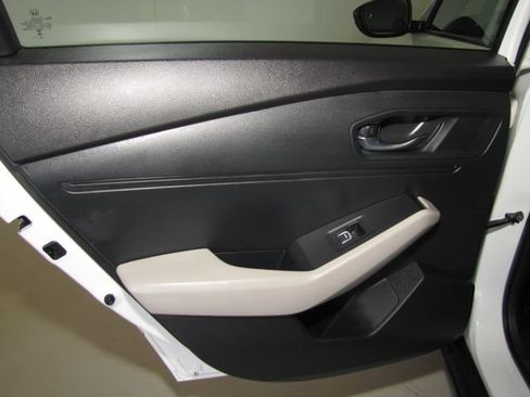 Certified 2024 Honda Accord EX image 19
