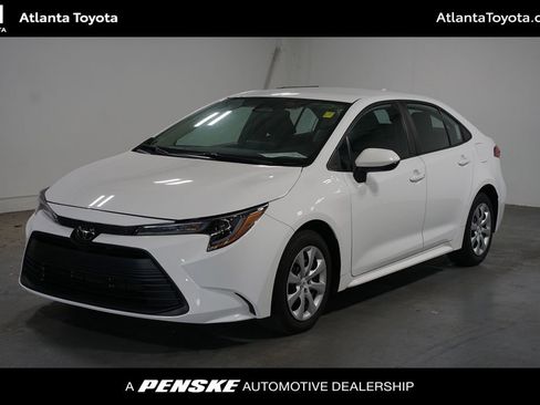 Used 2023 Toyota Corolla LE FWD image 1