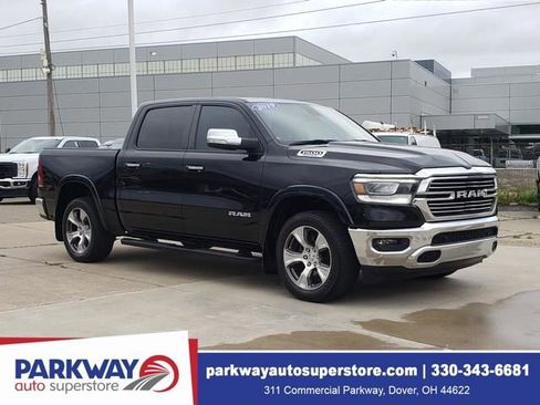 Used 2019 RAM 1500 Laramie AWD/4WD image 1