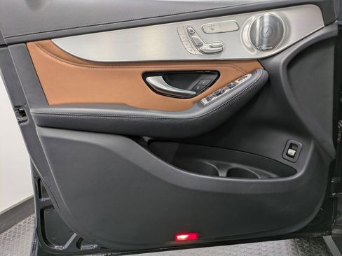 Used 2019 Mercedes-Benz GLC 43 AMG 4MATIC image 8