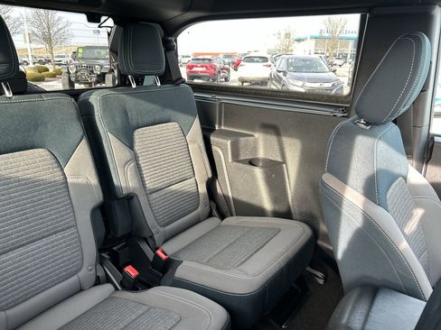 Used 2023 Ford Bronco Outer Banks image 16