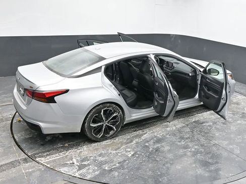 Used 2024 Nissan Altima 2.5 SR image 64