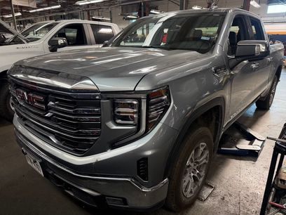 Used 2025 GMC Sierra 1500 SLT
