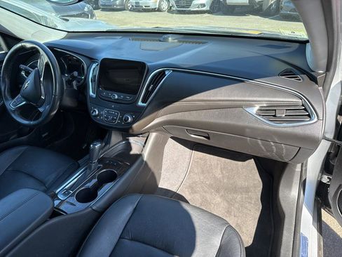 Used 2017 Chevrolet Malibu Premier w/ Premier Sun and Wheel Package image 21