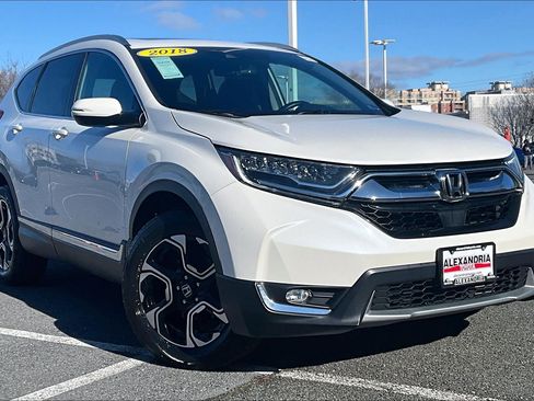 Used 2018 Honda CR-V Touring image 2