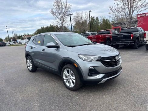 Used 2023 Buick Encore GX Preferred w/ Cold Weather Comfort Package AWD/4WD image 4