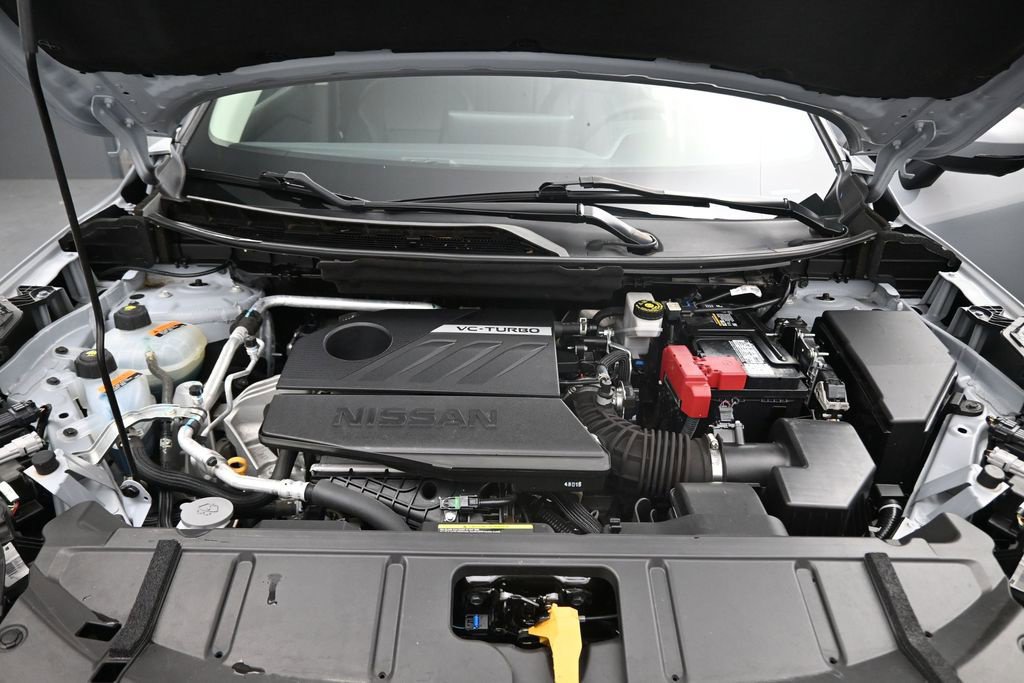 Used 2024 Nissan Rogue SL w/ SL Premium Package FWD image 17