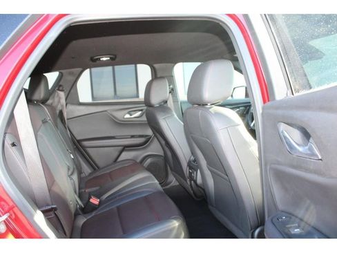 Used 2022 Chevrolet Blazer RS w/ Enhanced Convenience Package image 11