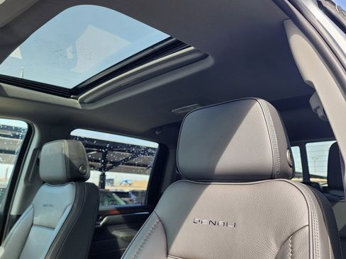 New 2026 GMC Sierra 3500 Denali w/ LPO, Black Badging Package image 19