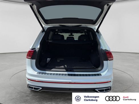 Used 2024 Volkswagen Tiguan SEL R-Line AWD/4WD image 23