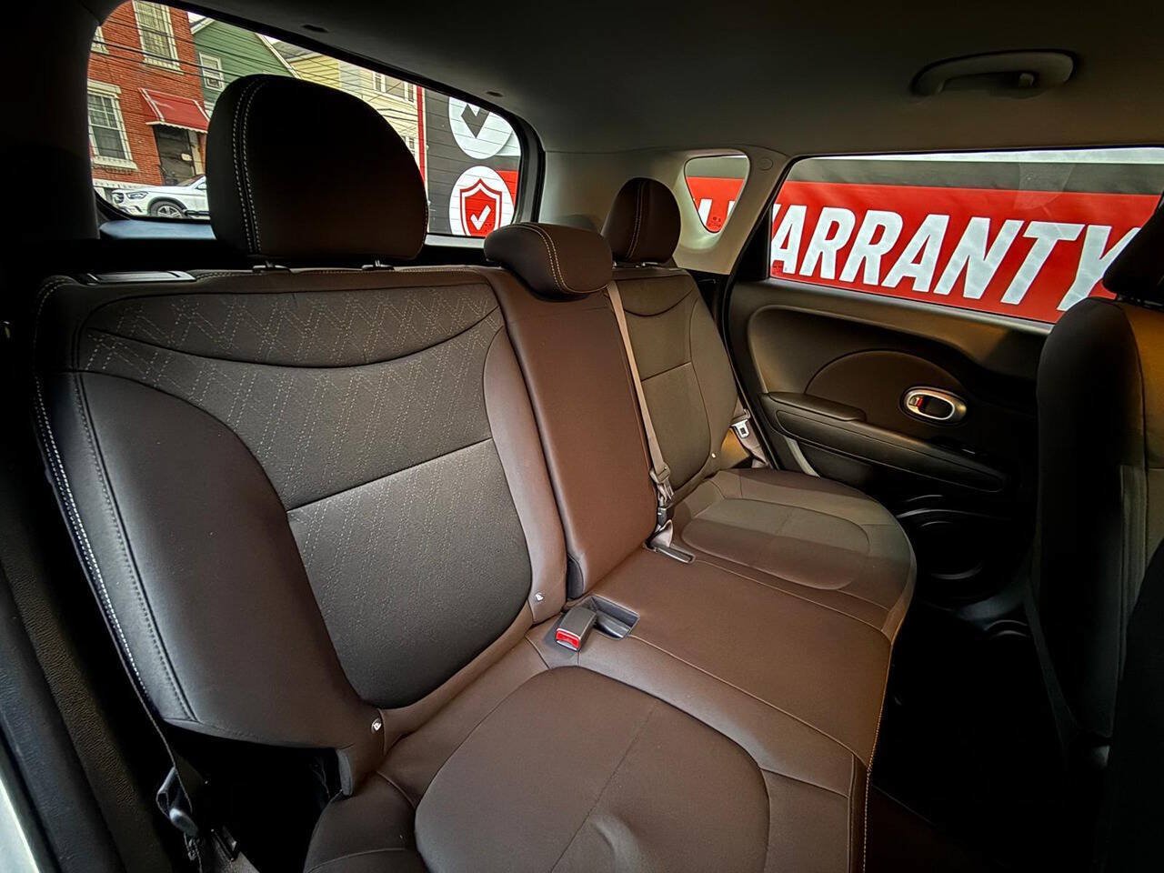 Used 2017 Kia Soul FWD image 8