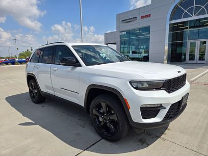 Used 2023 Jeep Grand Cherokee Limited w/ Luxury Tech Group II