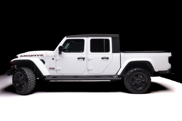Used 2020 Jeep Gladiator Mojave AWD/4WD image 31