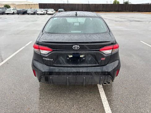 Used 2026 Toyota Corolla SE FWD image 4