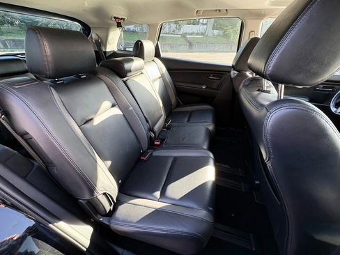 Used 2011 MAZDA CX-9 Touring w/ Moonroof & Bose Audio Pkg image 21