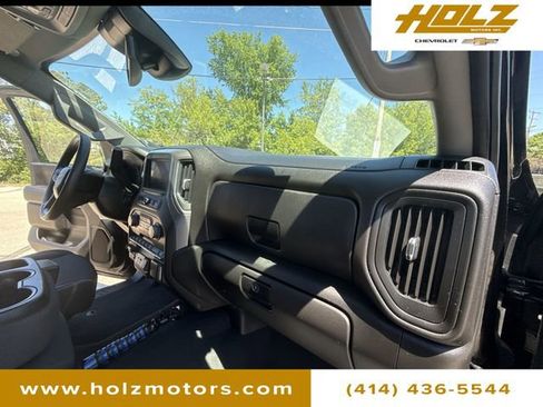 Certified 2024 Chevrolet Silverado 2500 Custom w/ Custom Value Package AWD/4WD image 30