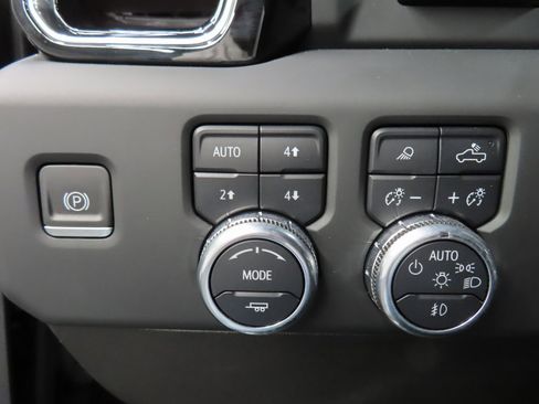 Used 2024 GMC Sierra 2500 Denali w/ Denali Reserve Package image 62