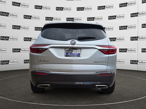 Used 2019 Buick Enclave Essence FWD image 5