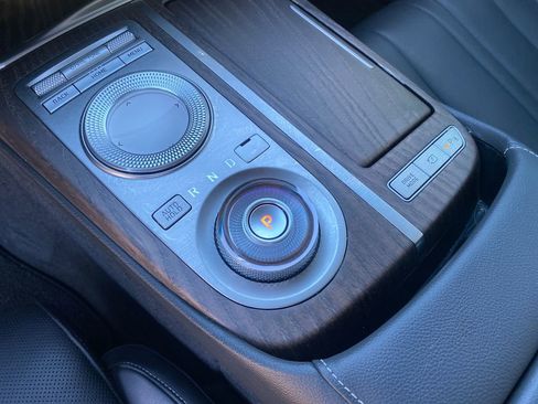 Used 2022 Genesis G80 2.5T w/ Prestige Package image 25