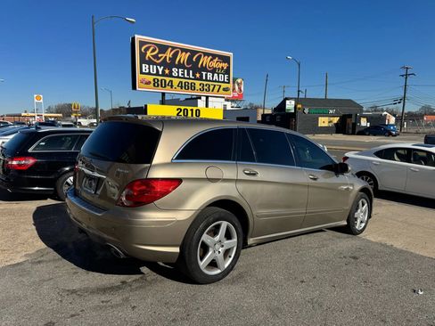 Used 2010 Mercedes-Benz R 350 4MATIC image 3