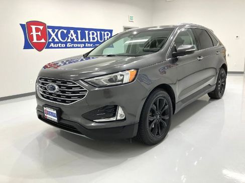 Used 2019 Ford Edge Titanium FWD image 9