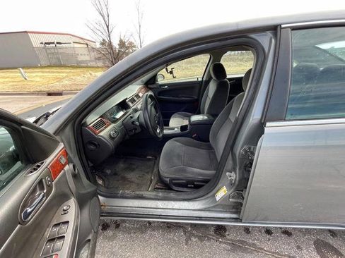 Used 2008 Chevrolet Impala LT FWD image 21