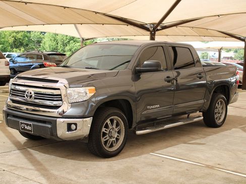 Used 2016 Toyota Tundra SR5 image 4