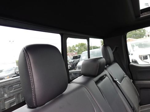 Used 2024 Ford F150 Lariat AWD/4WD image 36
