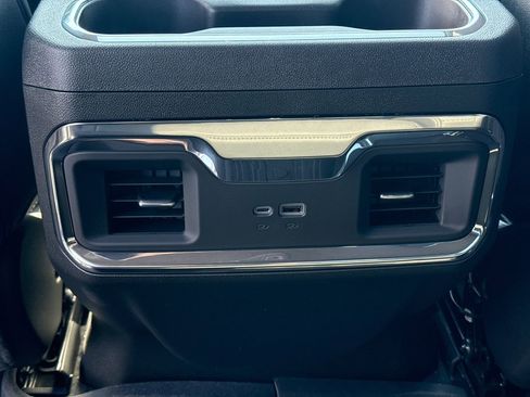 New 2026 GMC Sierra 1500 Elevation w/ Elevation Premium Package AWD/4WD image 33