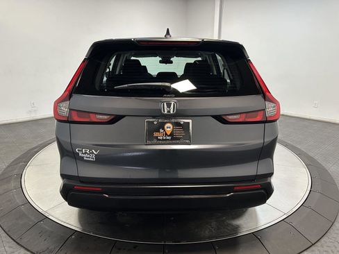 Used 2024 Honda CR-V LX image 11