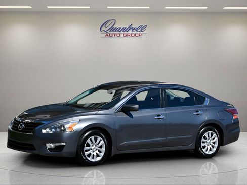 Used 2015 Nissan Altima 2.5 S w/ Power Driver Seat Package FWD image 8