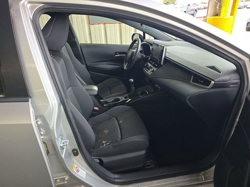 Used 2019 Toyota Corolla SE w/ Carpet Mat Package image 4