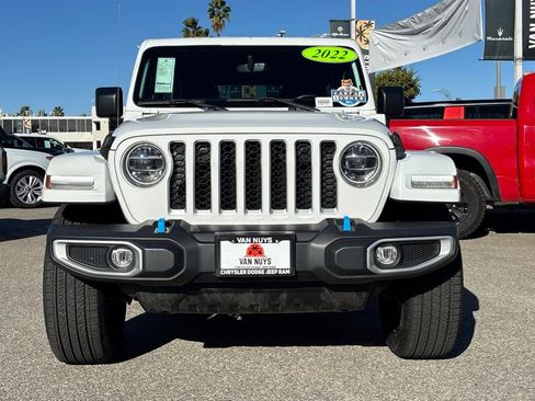 Used 2022 Jeep Wrangler Unlimited Sahara image 8
