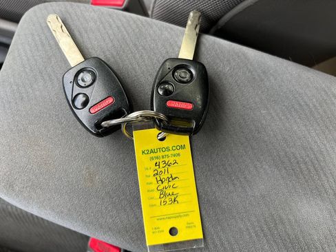 Used 2011 Honda Civic LX image 11