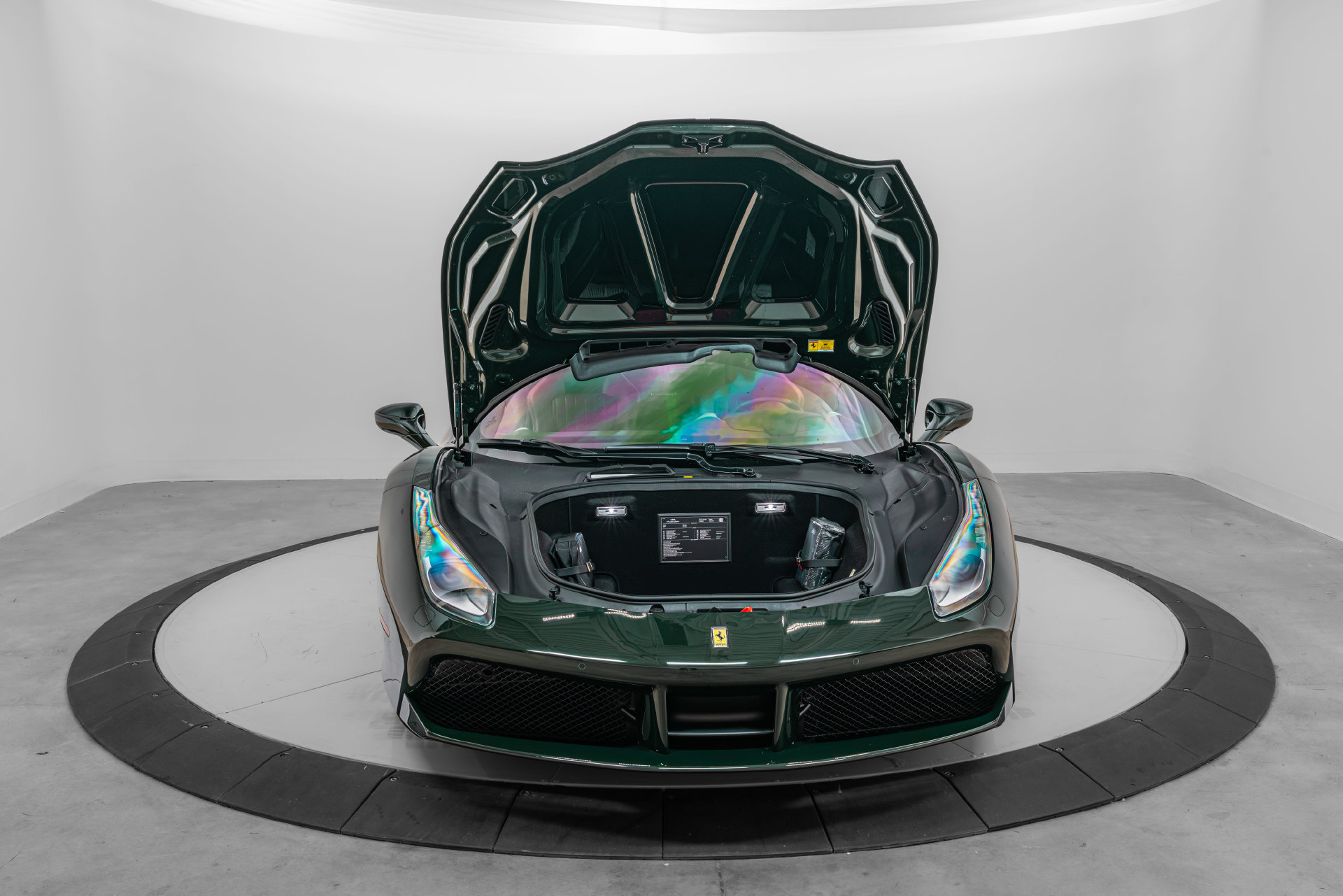 Certified 2018 Ferrari 488 GTB RWD image 24