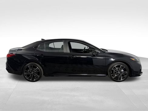 Used 2026 Toyota Camry XSE FWD image 5