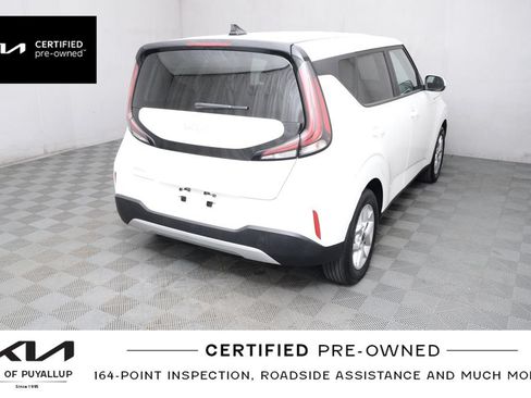 Certified 2025 Kia Soul LX w/ LX Technology Package FWD image 6