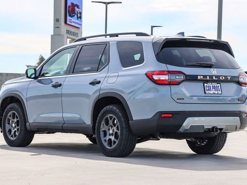 New 2026 Honda Pilot TrailSport image 14