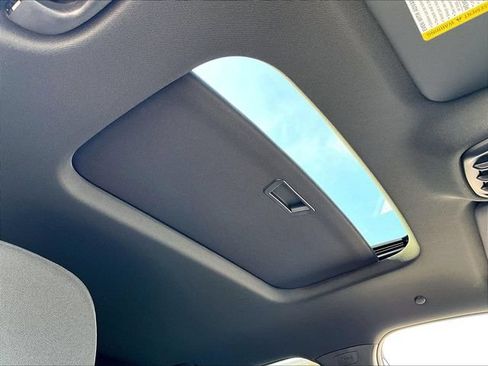 New 2026 Chevrolet Trax RS w/ Sunroof Package FWD image 26