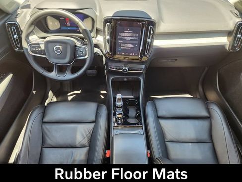 Certified 2023 Volvo XC40 B5 Plus w/ Protection Package Premier AWD/4WD image 13