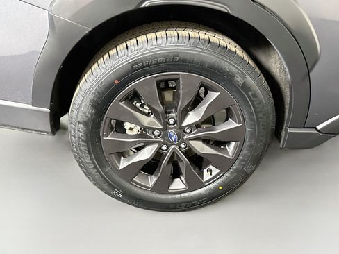 Used 2025 Subaru Outback Onyx Edition AWD/4WD image 33