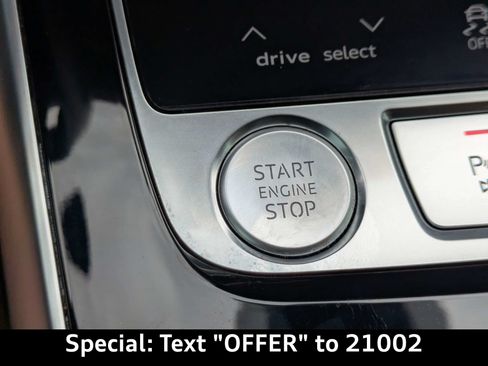 Used 2020 Audi Q8 Prestige AWD/4WD image 34